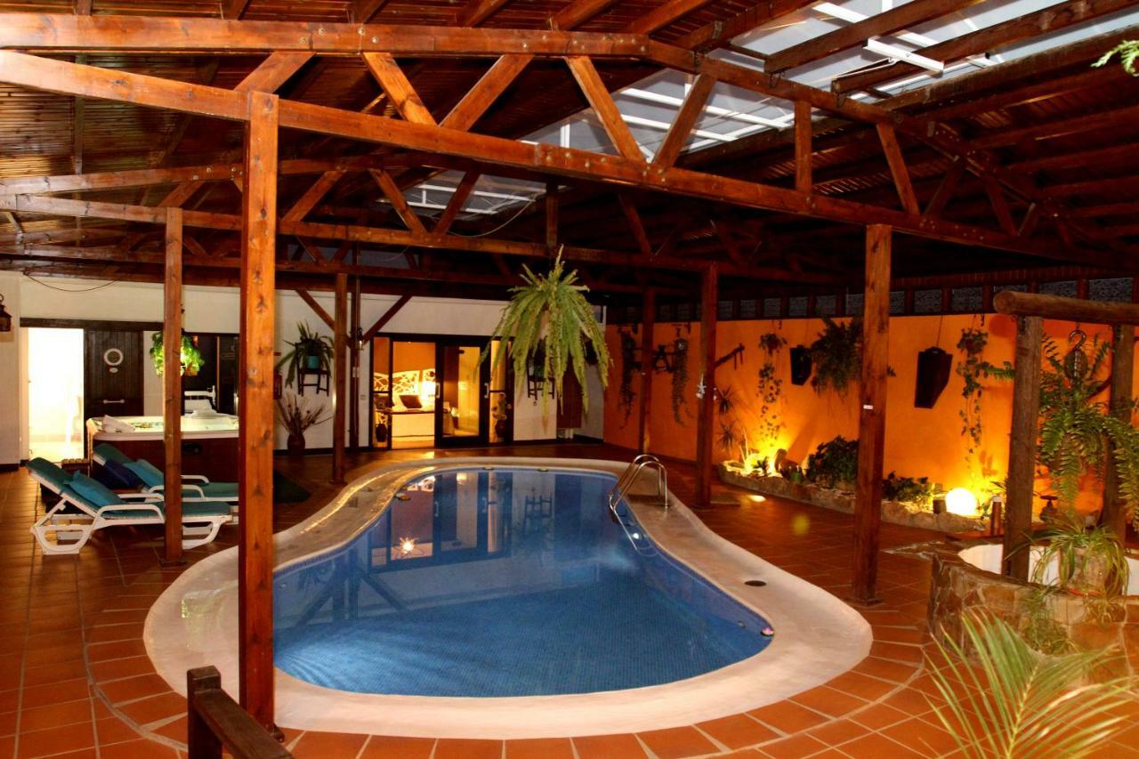 Villa Spa Las Tinajas Triquivijate Exterior photo